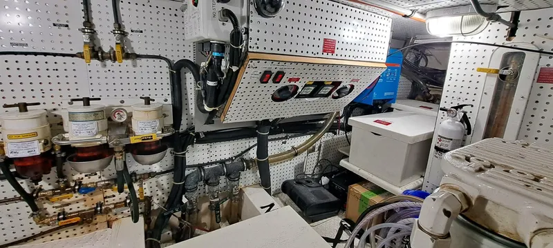 Slide: The Image of Integrity 45 2012 - 3983255