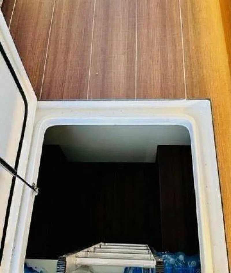 Slide: The Image of Greenline 48 Flybridge with Hardtop 2022 - 3977000