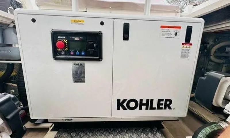 Slide: The Image of Greenline 48 Flybridge with Hardtop 2022 - 3977004