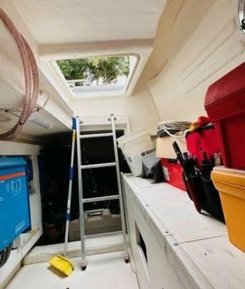 Slide: The Image of Greenline 48 Flybridge with Hardtop 2022 - 3977005