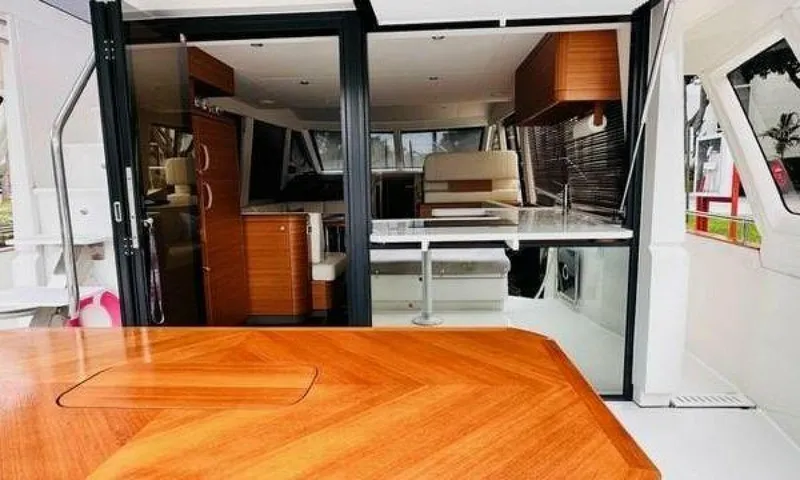Slide: The Image of Greenline 48 Flybridge with Hardtop 2022 - 3976977