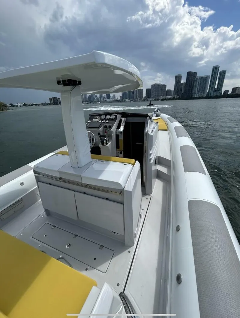 Slide: The Image of Zeta 34 Custom 2013 - 4825697