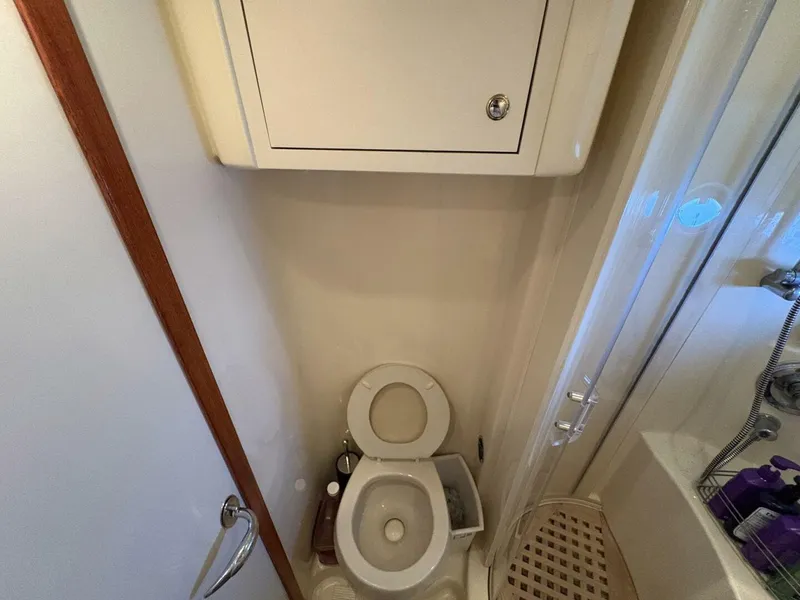 Slide: The Image of Sea Ray 480 Motor Yacht 2002 - 5933176