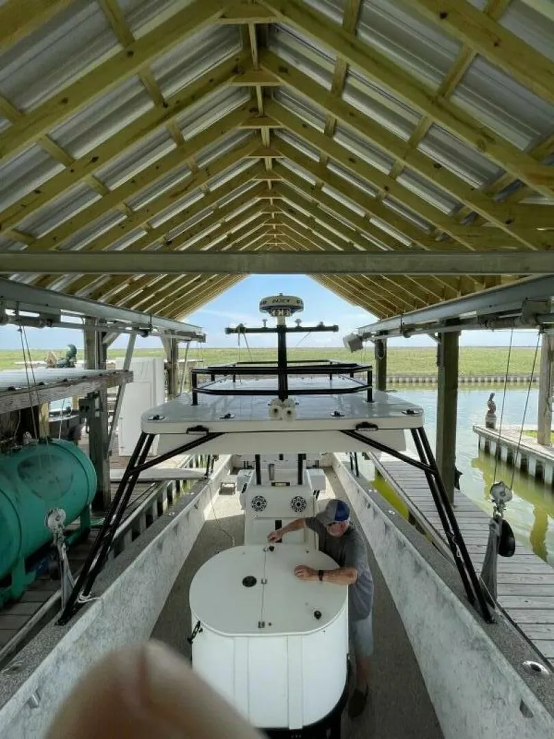 Slide: The Image of 1997 Custom 31 Center Console Pullin Drag - 3980986