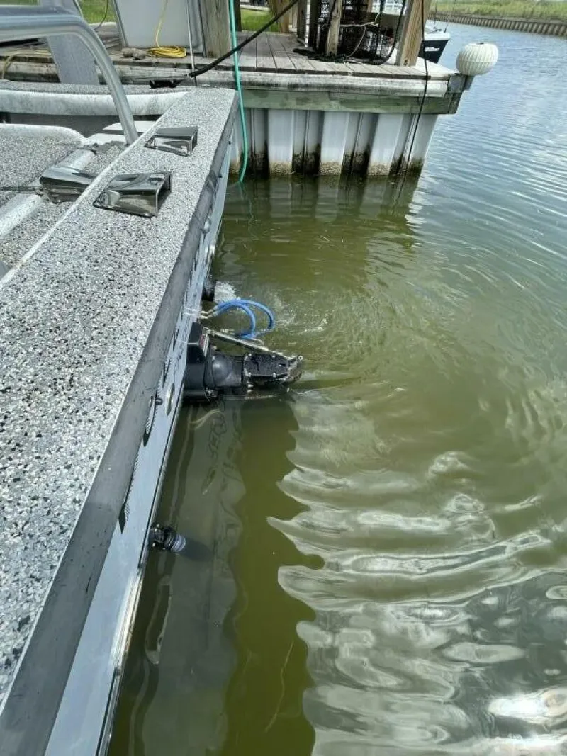 Slide: The Image of 1997 Custom 31 Center Console Pullin Drag - 3981007