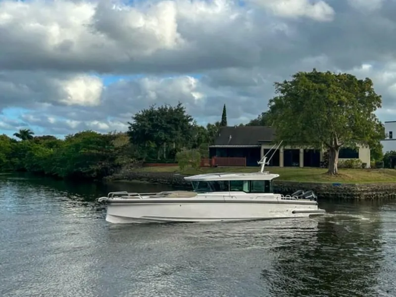 Slide: The Image of Axopar 37XC CROSS CABIN 2024 - 4874915