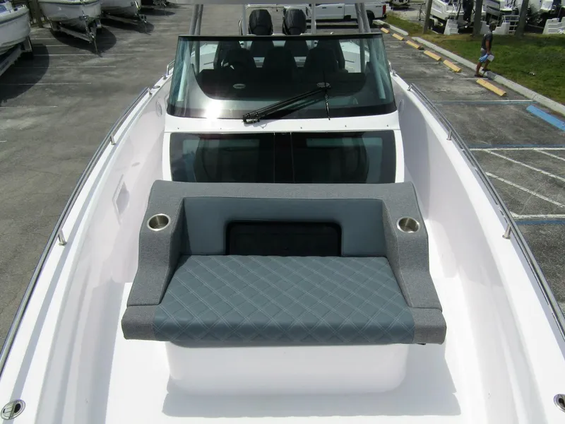 Slide: The Image of Axopar 37 Sun Top 2024 - 5284014