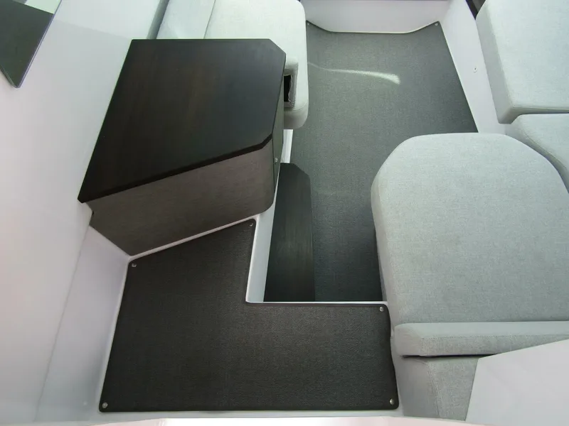 Slide: The Image of Axopar 37 Sun Top 2024 - 5284021