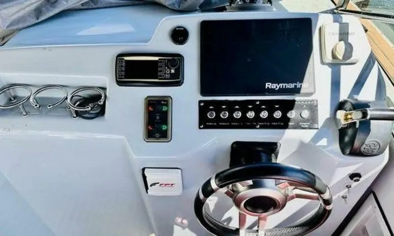 Slide: The Image of Canard eMotion HYBRID 2018 - 3982943