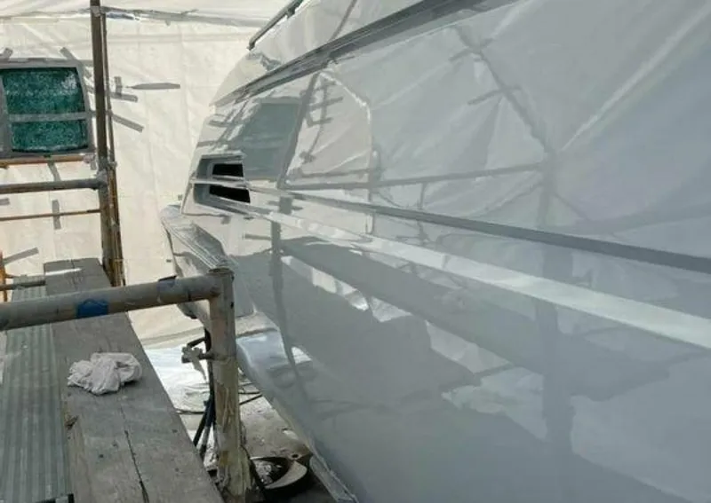 Slide: The Image of Canard eMotion HYBRID 2018 - 3982951