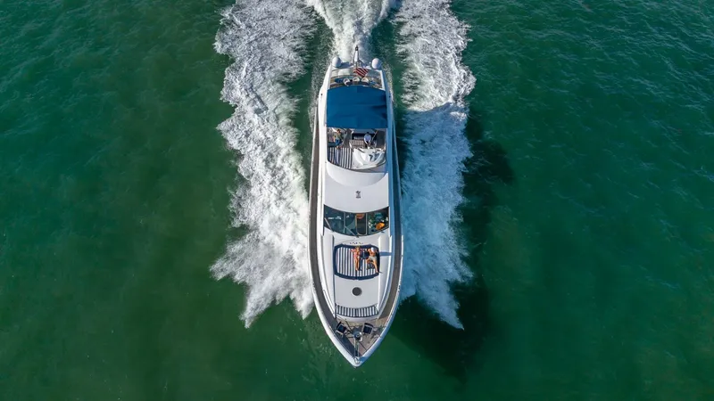 Slide: The Image of Sunseeker 82 Yacht 2003 - 3983773