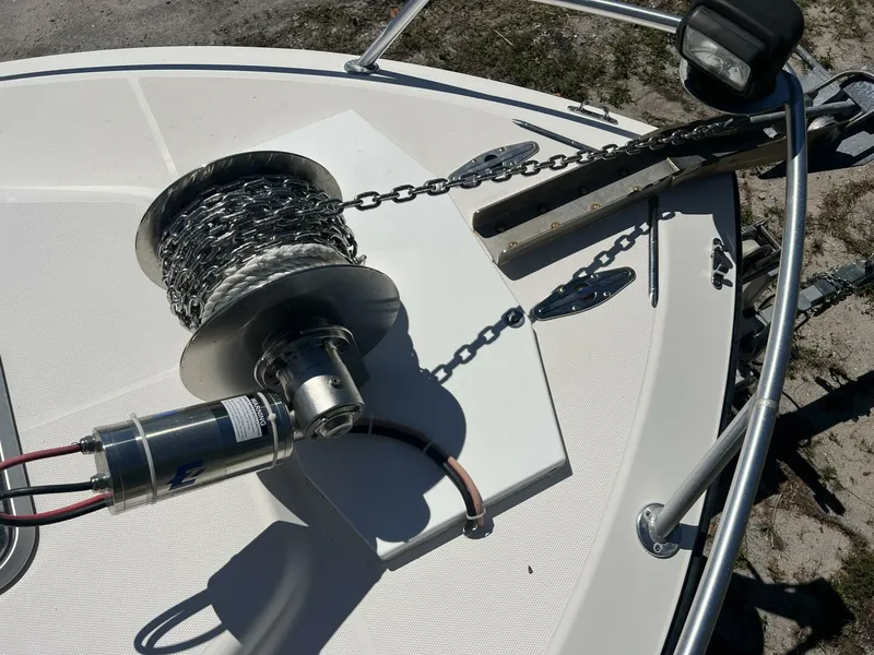 Slide: The Image of SeaVee 32 Cuddy Diesel-Windlass 2004 SeaVee 32 Cuddy Diesel - 3987721