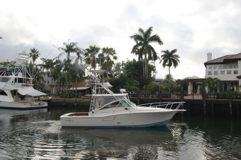 The Image of Albemarle 32 Express Profile - 3989443