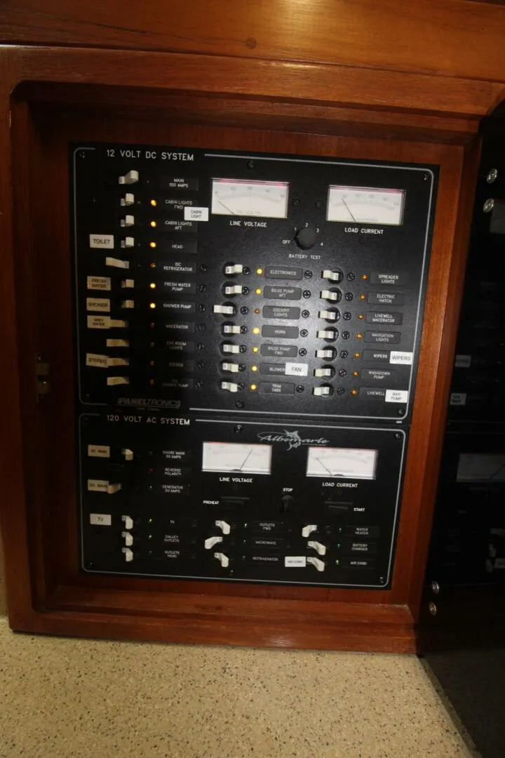 Slide: The Image of Albemarle 32 Express Electrical Panel 2006 Albemarle Express Fisherman - 3989491