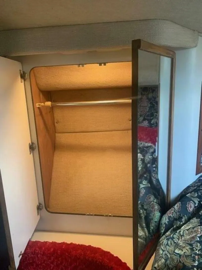 Slide: The Image of Master Hanging Locker 2 - 3994282