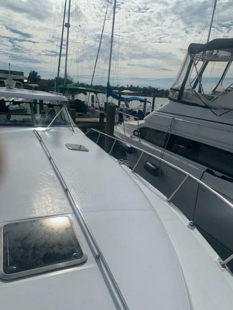 Slide: The Image of New Topside Paint - Port - 3992489