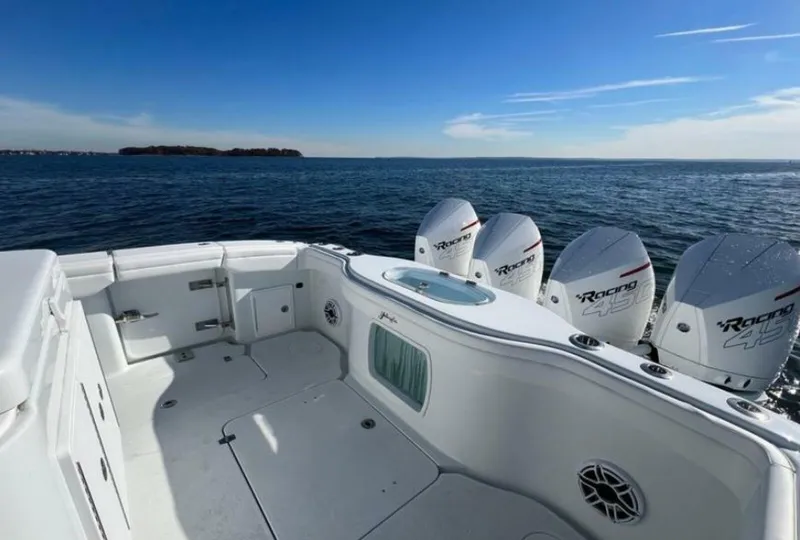 Slide: The Image of Yellowfin 42 Offshore 2023 - 3995614