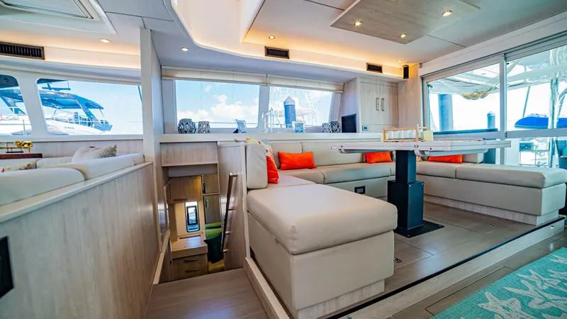 Slide: The Image of Leopard 58 2018 - 3996505