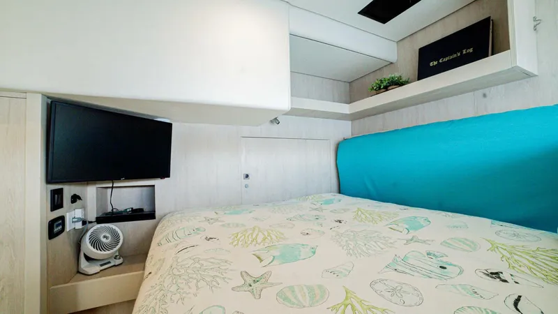 Slide: The Image of Leopard 58 2018 - 3996518