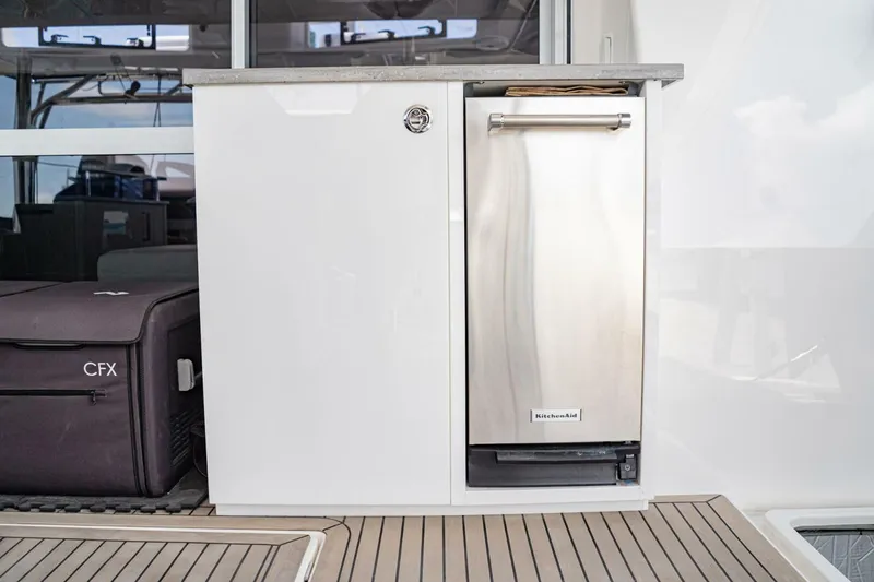 Slide: The Image of Leopard 58 2018 - 3996545