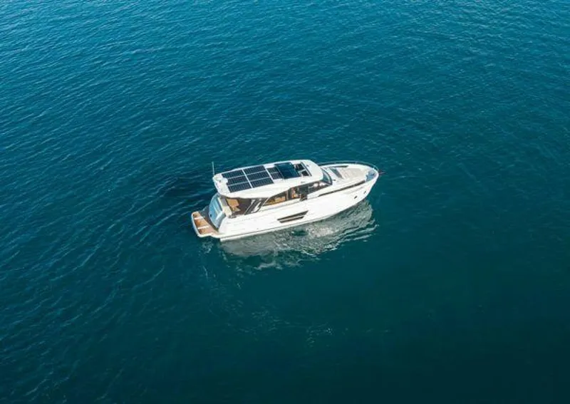 Slide: The Image of Greenline 45 Coupe 2025 - 3997466