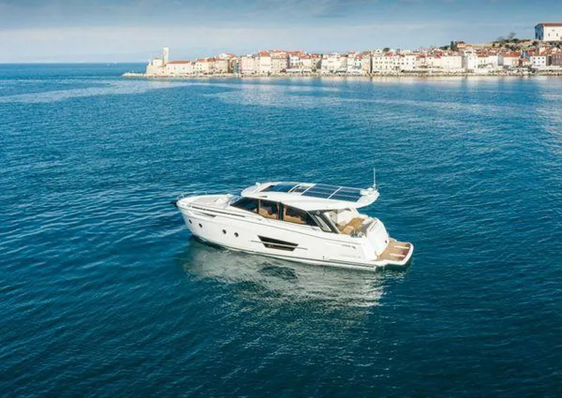 Slide: The Image of Greenline 45 Coupe 2027 - 3997465