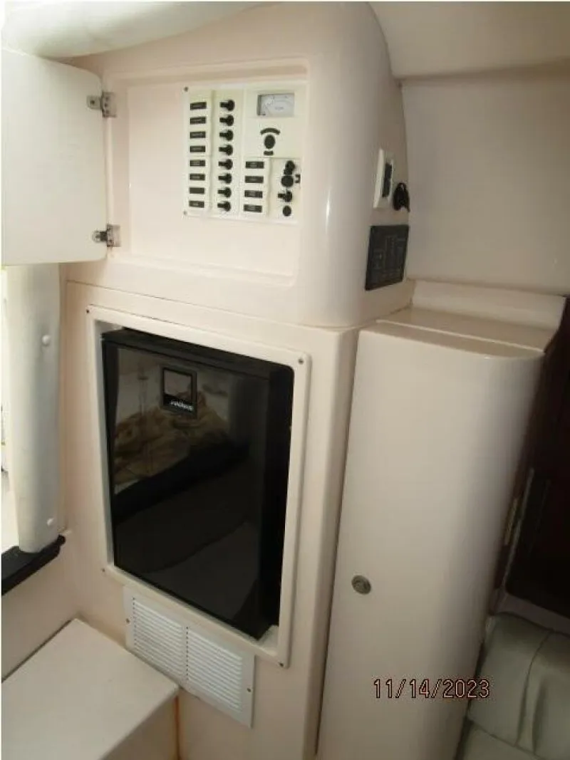 Slide: The Image of 34' Intrepid cabin port aft - 4000106