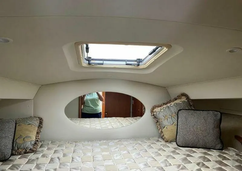 Slide: The Image of Silverton 330 Sport Bridge 2002 - 4005756