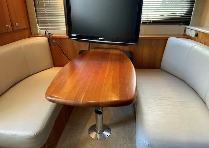 Slide: The Image of Silverton 330 Sport Bridge 2002 - 4005761