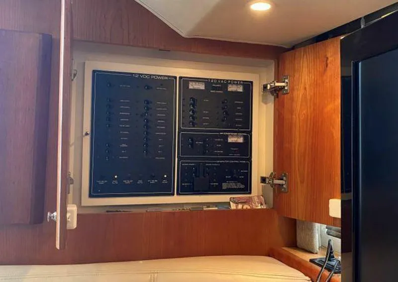 Slide: The Image of Silverton 330 Sport Bridge 2002 - 4005767