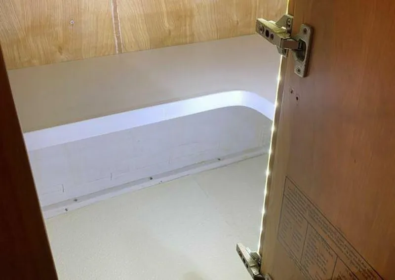 Slide: The Image of Silverton 330 Sport Bridge 2002 - 4005768