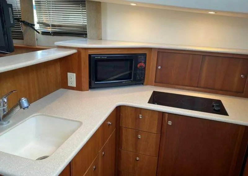 Slide: The Image of Silverton 330 Sport Bridge 2002 - 4005751