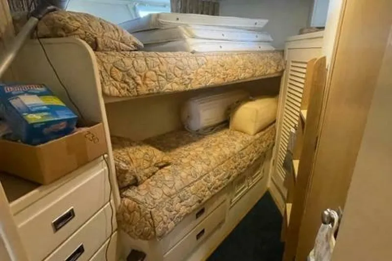 Slide: The Image of Huckins Linwood 58 1966 - 4038901