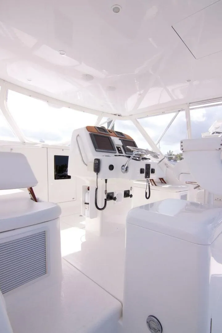 Slide: The Image of Out Island 38 Express-Helm 2009 Out Island 38 Express No Bones About It - 4017253