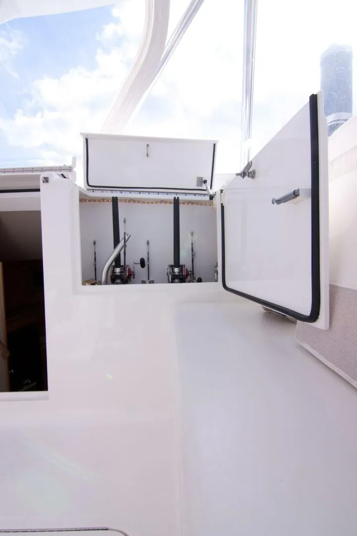 Slide: The Image of Out Island 38 Express-Helm Area 2009 Out Island 38 Express No Bones About It - 4017265