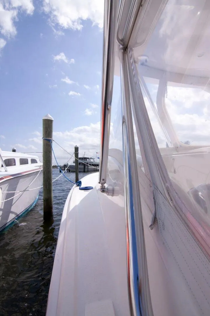 Slide: The Image of Out Island 38 Express-Sidedeck 2009 Out Island 38 Express No Bones About It - 4017281