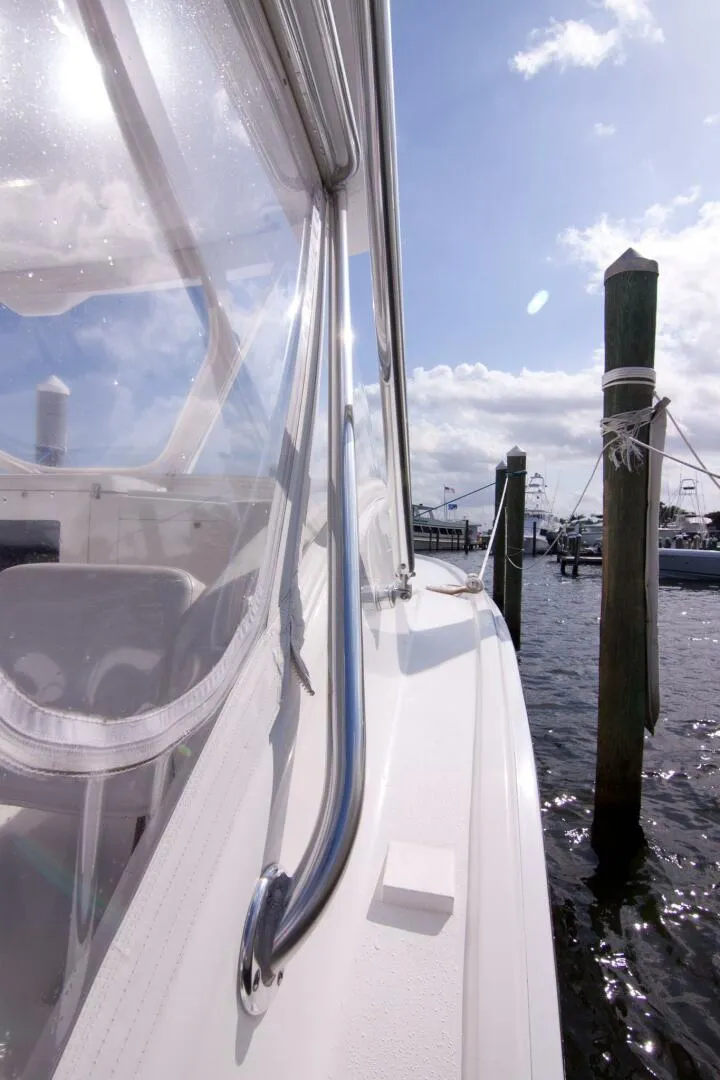 Slide: The Image of Out Island 38 Express-Sidedeck 2009 Out Island 38 Express No Bones About It - 4017282