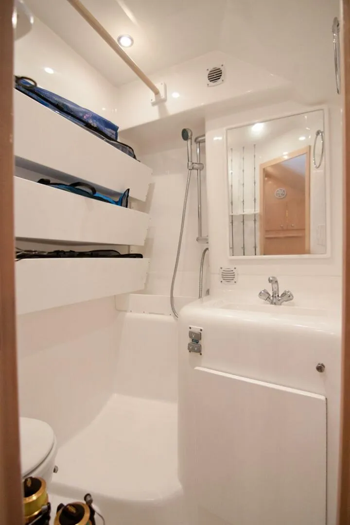 Slide: The Image of Out Island 38 Express-Cabin Head 2009 Out Island 38 Express No Bones About It - 4017295