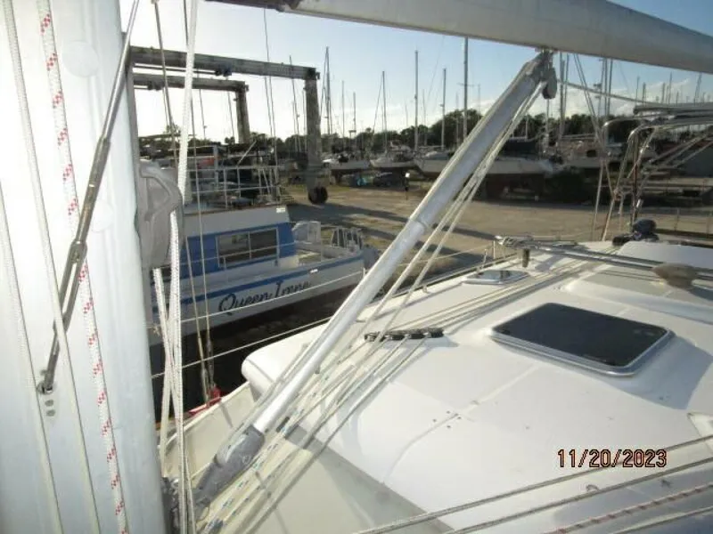 Slide: The Image of 41' Hunter boom vang - 4022552