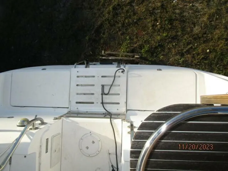 Slide: The Image of 41' Hunter swimplatform - 4022647