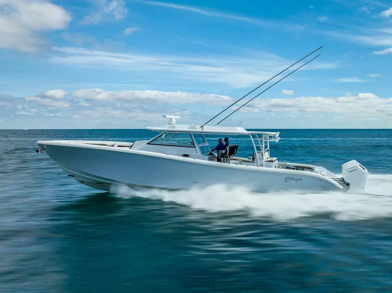 Slide: The Image of Yellowfin 54 Offshore 2024 - 4024737