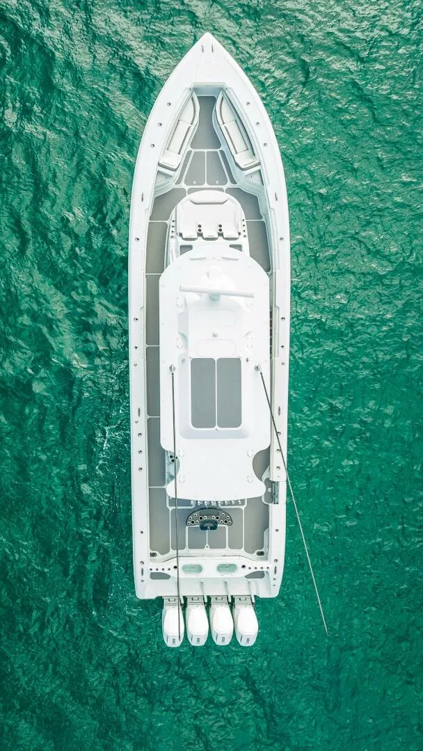 Slide: The Image of Yellowfin 54 Offshore 2024 - 4024728