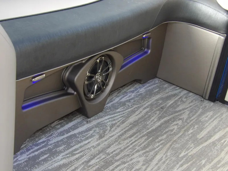 Slide: The Image of Avalon 2385 Catalina QL SWS 2020 - 4028380