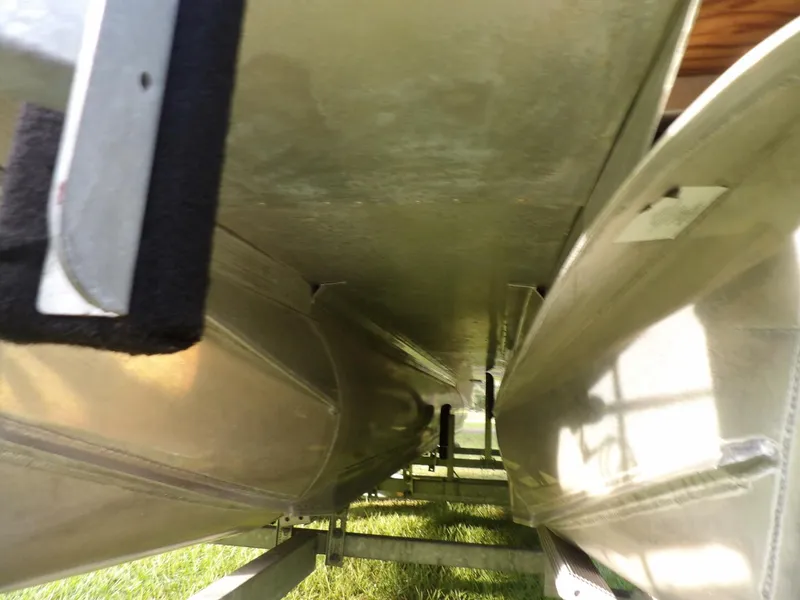 Slide: The Image of Avalon 2385 Catalina QL SWS 2020 - 4028385