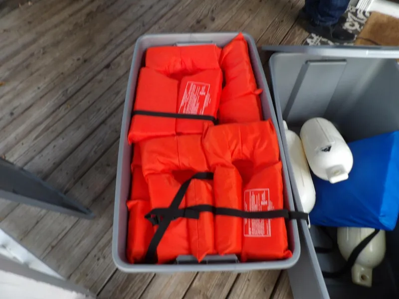 Slide: The Image of Avalon 2385 Catalina QL SWS 2020 - 4028389