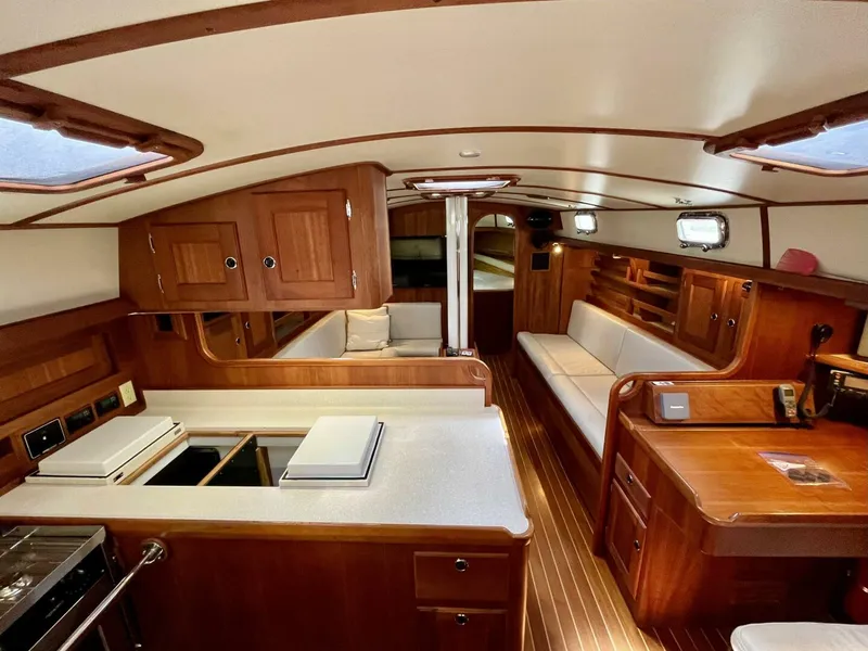 Slide: The Image of Valiant V-50 2010 - 4029663