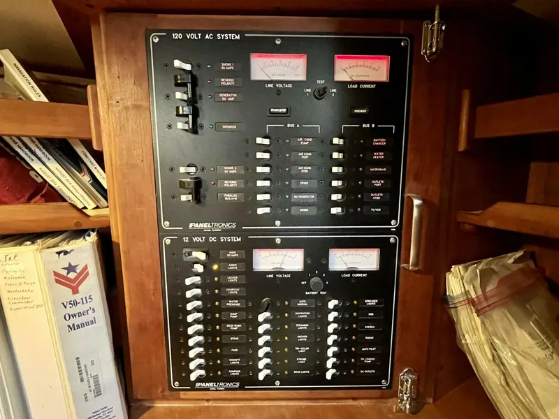 Slide: The Image of Valiant V-50 2010 - 4029686