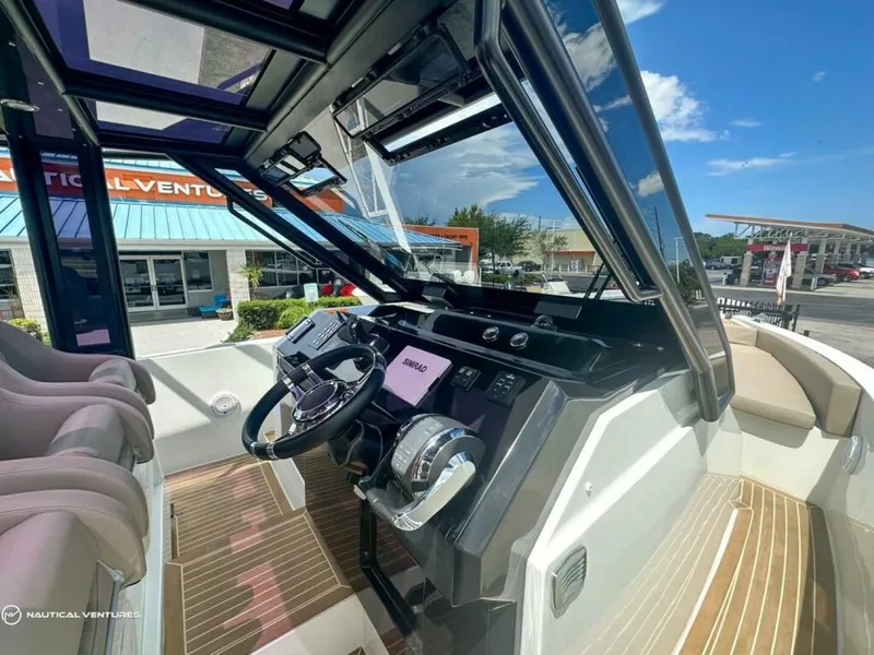 Slide: The Image of De Antonio D34 Xplorer 2022 - 4030436