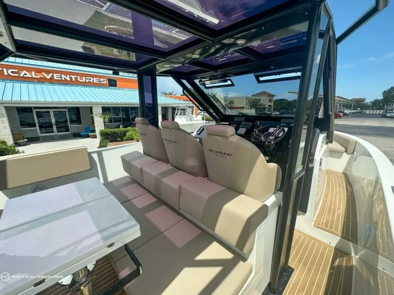 Slide: The Image of De Antonio D34 Xplorer 2022 - 4030435