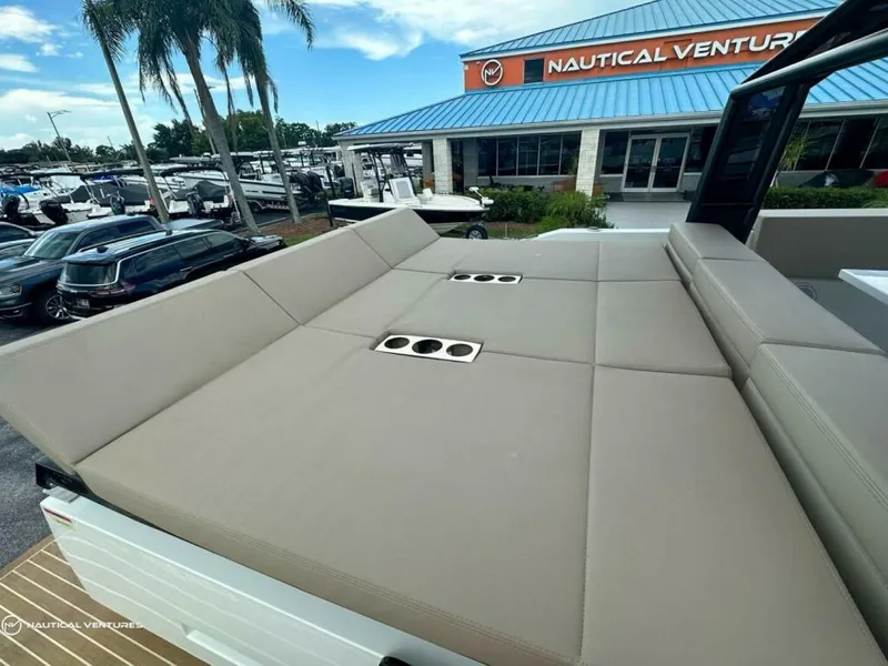 Slide: The Image of De Antonio D34 Xplorer 2022 - 4030418